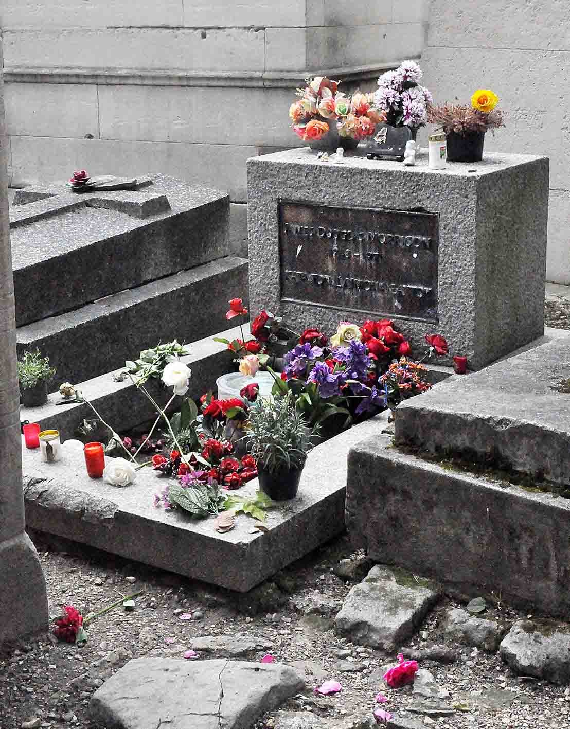000 Morrison Grave 2